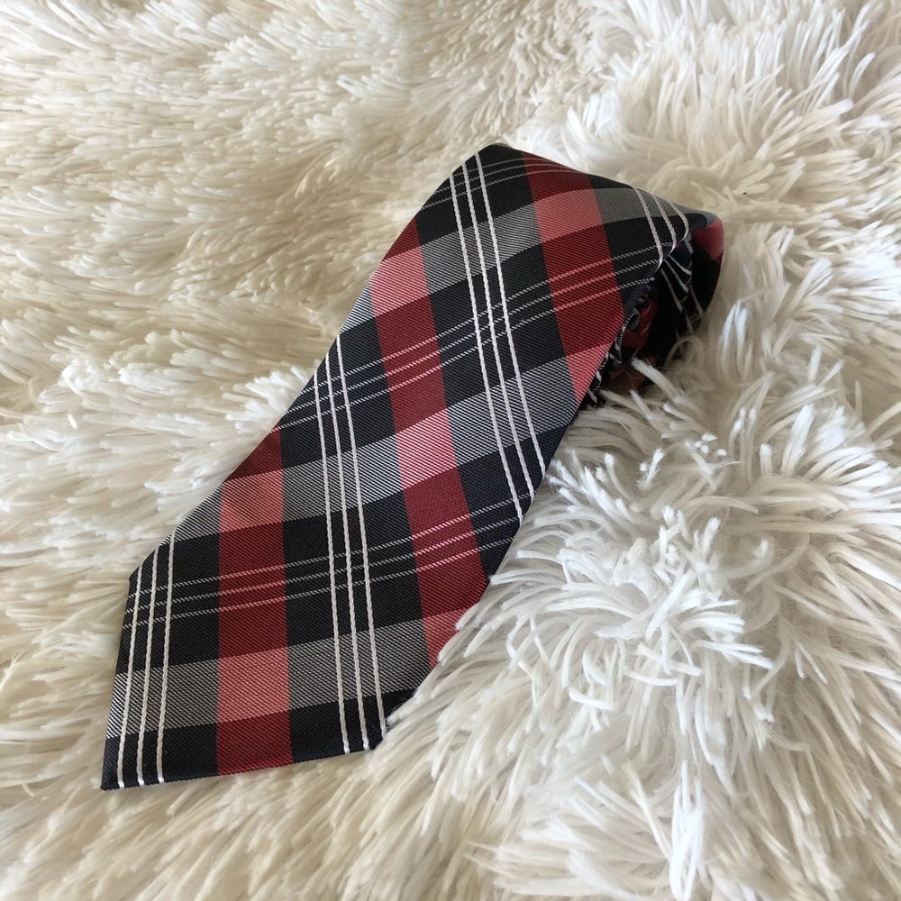 • Merona Men’s Necktie •